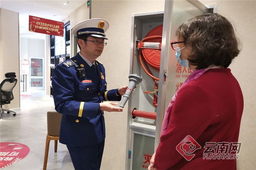 昆明盤(pán)龍區(qū)消防大隊(duì)聯(lián)合開(kāi)展消防產(chǎn)品專項(xiàng)檢查