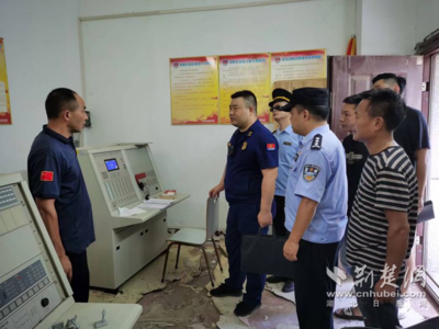 咸寧市多部門聯(lián)合開展高層建筑消防安全專項(xiàng)檢查與消防檢測(cè)服務(wù)